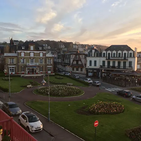 Outre-mer - Le Couchant 3* Villers-sur-Mer