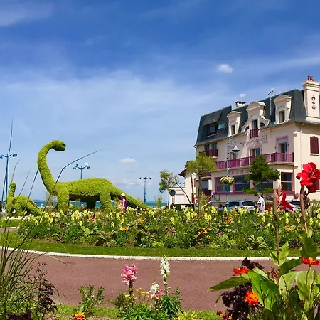 Outre-mer - Le Couchant 3*