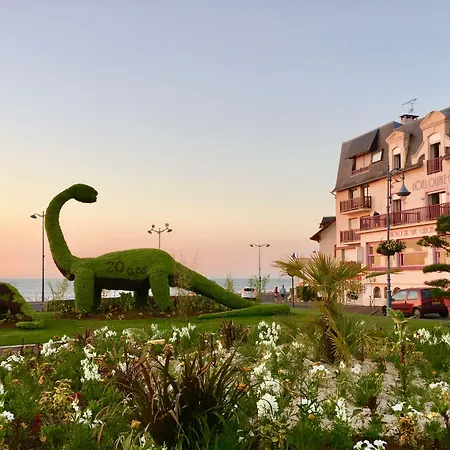 Outre-mer - Le Couchant 3*