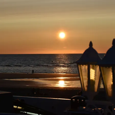 Outre-mer - Le Couchant 3* 滨海维莱
